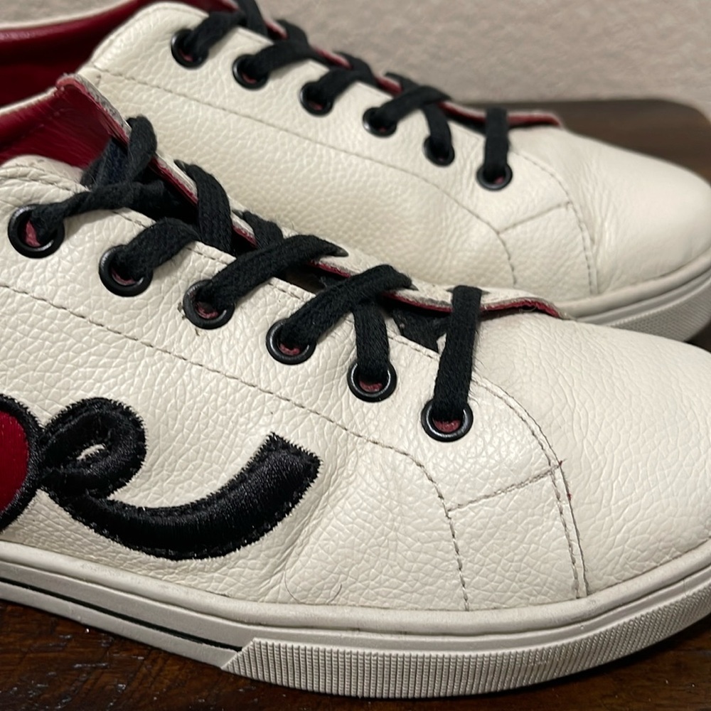 Brighton Love Me Beige Red Sneakers size 8.5 Valentines - Picture 6 of 17